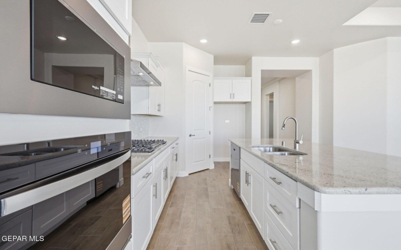 13300 EMERALD FIRE Court, El Paso, TX 79928, 4 Bedrooms Bedrooms, ,2 BathroomsBathrooms,Residential,For Sale,13300 EMERALD FIRE Court,0,939376