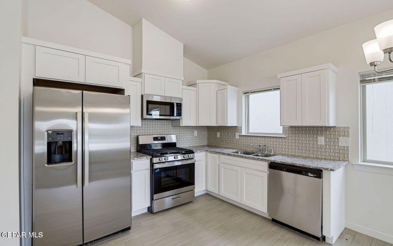 14385 BILL LAZOR Parkway, El Paso, TX 79928, 2 Habitaciones Habitaciones , ,2 BañosBaños,Residential,En Venta,14385 BILL LAZOR Parkway,0,939377