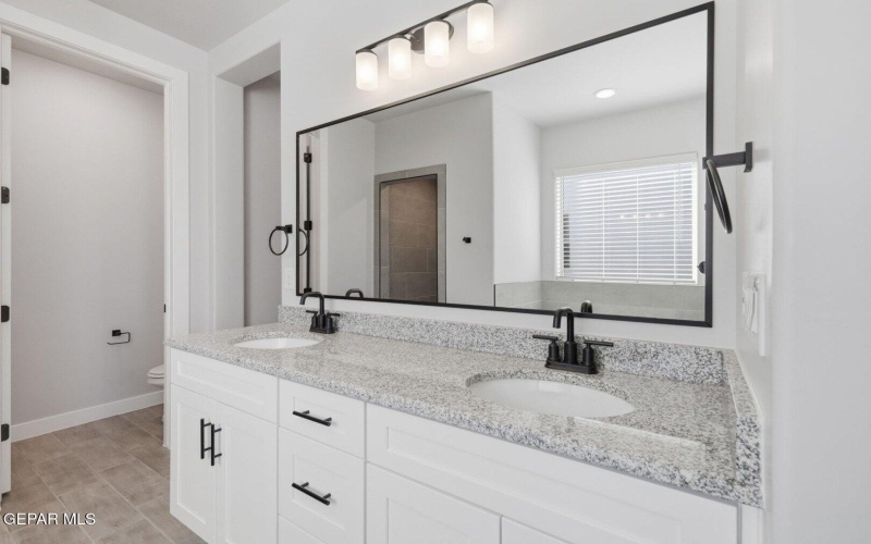 13301 Emerald Fire Court, El Paso, TX 79928, 4 Habitaciones Habitaciones , ,2 BañosBaños,Residential,En Venta,13301 Emerald Fire Court,0,939378