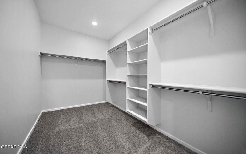 13957 Thunder Sky Avenue, El Paso, TX 79928, 4 Bedrooms Bedrooms, ,2 BathroomsBathrooms,Residential,For Sale,13957 Thunder Sky Avenue,0,939399