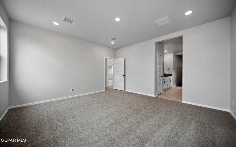 13957 Thunder Sky Avenue, El Paso, TX 79928, 4 Bedrooms Bedrooms, ,2 BathroomsBathrooms,Residential,For Sale,13957 Thunder Sky Avenue,0,939399