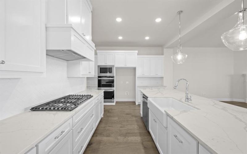 2314 Meek Woods Lane, Mansfield, TX 76063, 4 Bedrooms Bedrooms, ,5 BathroomsBathrooms,Residential,For Sale,2314 Meek Woods Lane,20681801