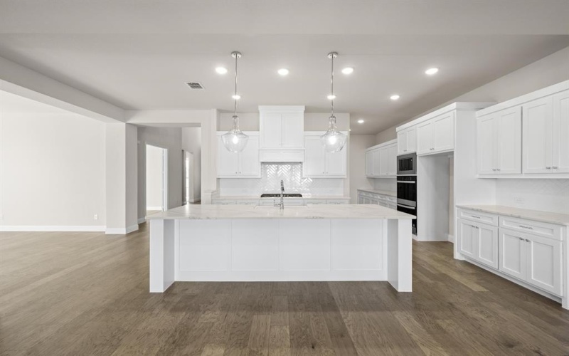2314 Meek Woods Lane, Mansfield, TX 76063, 4 Bedrooms Bedrooms, ,5 BathroomsBathrooms,Residential,For Sale,2314 Meek Woods Lane,20681801