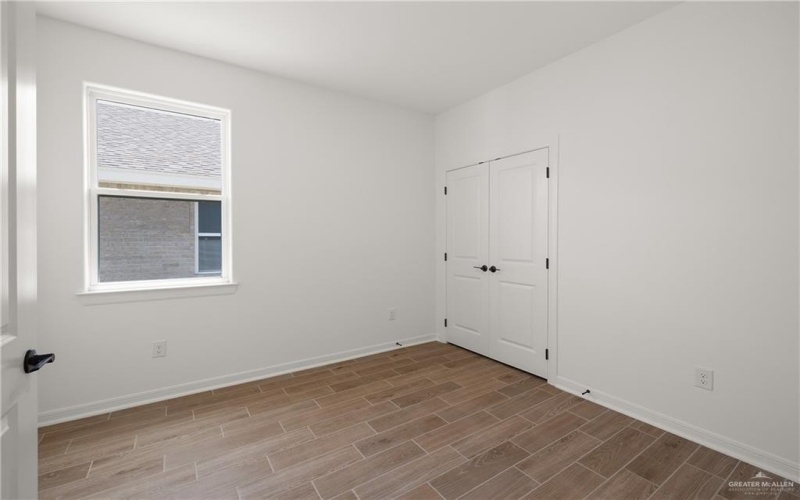 1420 E Silos Avenue, Edinburg, TX 78542, 3 Bedrooms Bedrooms, ,2 BathroomsBathrooms,Residential,For Sale,1420 E Silos Avenue,0,496944