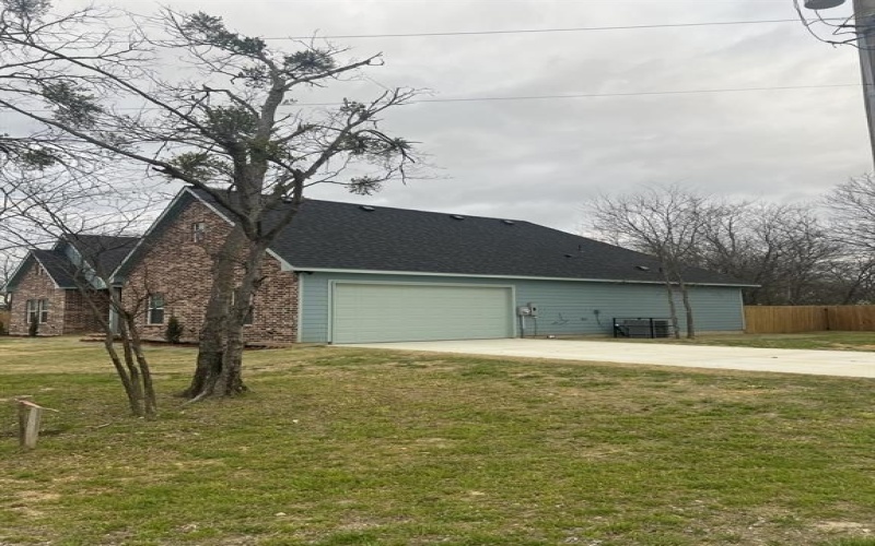 300 Austin Street, Alvarado, TX 76009, 4 Bedrooms Bedrooms, ,2 BathroomsBathrooms,Residential,For Sale,300 Austin Street,0,21027247