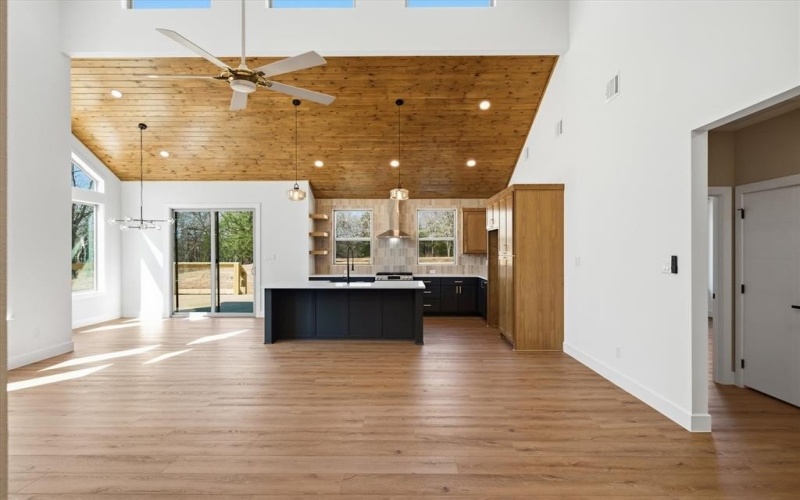 575 VZ County Road 3108, Edgewood, TX 75117, 3 Habitaciones Habitaciones , ,2 BañosBaños,Residential,En Venta,575 VZ County Road 3108,0,21197118