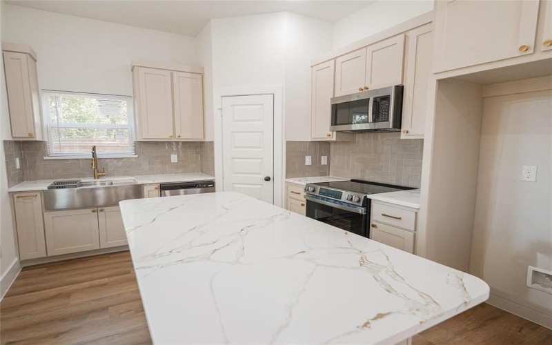 4307 Jamaica Street, Dallas, TX 75210, 3 Bedrooms Bedrooms, ,2 BathroomsBathrooms,Residential,For Sale,4307 Jamaica Street,0,21197159