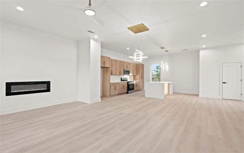 1902 Homeland Street, Dallas, TX 75212, 3 Habitaciones Habitaciones , ,3 BañosBaños,Residential,En Venta,1902 Homeland Street,0,21197243