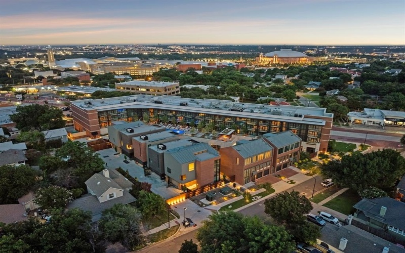 1221 Dorothy Lane #5, Fort Worth, TX 76107, 3 Habitaciones Habitaciones , ,2 BañosBaños,Residential,En Venta,1221 Dorothy Lane,0,21186312