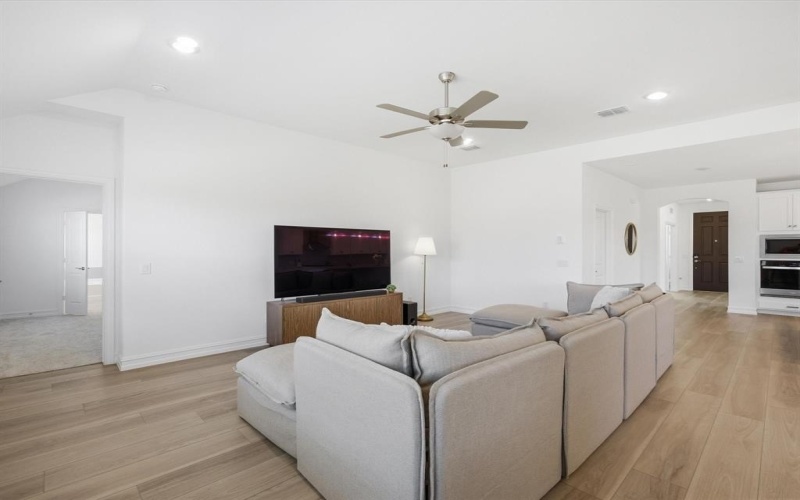 769 Brozgold Avenue, Midlothian, TX 76065, 3 Bedrooms Bedrooms, ,2 BathroomsBathrooms,Residential,For Sale,769 Brozgold Avenue,0,21187450