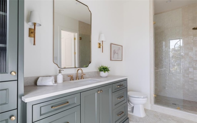 6803 Southridge Drive, Dallas, TX 75214, 4 Bedrooms Bedrooms, ,6 BathroomsBathrooms,Residential,For Sale,6803 Southridge Drive,0,21194878