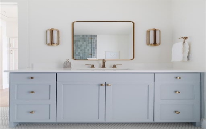 6803 Southridge Drive, Dallas, TX 75214, 4 Bedrooms Bedrooms, ,6 BathroomsBathrooms,Residential,For Sale,6803 Southridge Drive,0,21194878