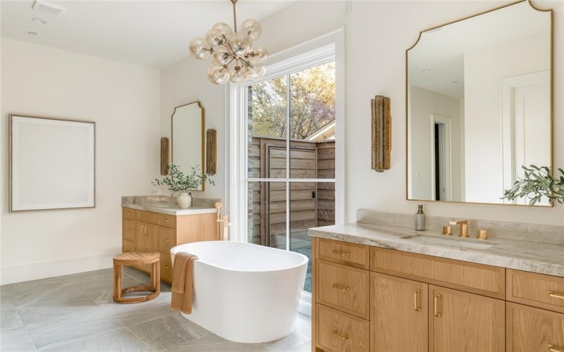 6016 Del Roy Drive, Dallas, TX 75230, 6 Bedrooms Bedrooms, ,7 BathroomsBathrooms,Residential,For Sale,6016 Del Roy Drive,0,21195169