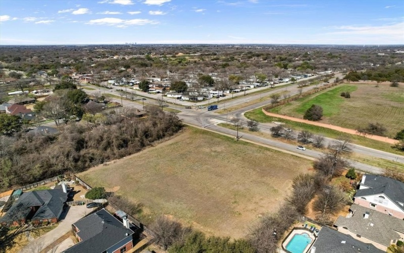 2400 W Sublett Road, Arlington, TX 76017, ,Commercial Sale,En Venta,2400 W Sublett Road,0,21195601