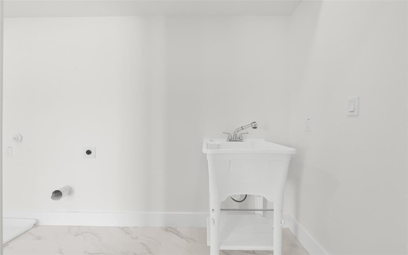 314 S Glasgow Drive, Dallas, TX 75214, 3 Habitaciones Habitaciones , ,2 BañosBaños,Residential,En Venta,314 S Glasgow Drive,0,21195605