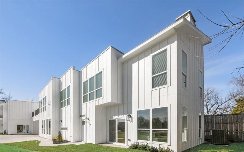 314 S Glasgow Drive, Dallas, TX 75214, 3 Habitaciones Habitaciones , ,2 BañosBaños,Residential,En Venta,314 S Glasgow Drive,0,21195605