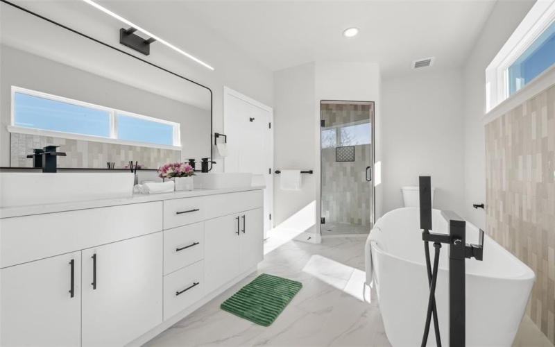 312 S Glasgow Drive, Dallas, TX 75214, 3 Habitaciones Habitaciones , ,2 BañosBaños,Residential,En Venta,312 S Glasgow Drive,0,21195696