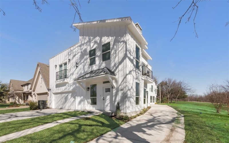 312 S Glasgow Drive, Dallas, TX 75214, 3 Habitaciones Habitaciones , ,2 BañosBaños,Residential,En Venta,312 S Glasgow Drive,0,21195696