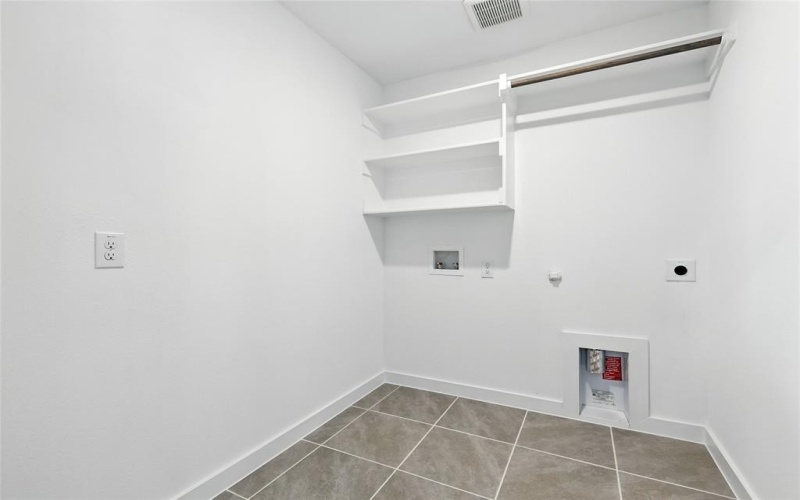 1570 Gentle Night Drive, Forney, TX 75126, 4 Habitaciones Habitaciones , ,2 BañosBaños,Residential,En Venta,1570 Gentle Night Drive,0,21197444