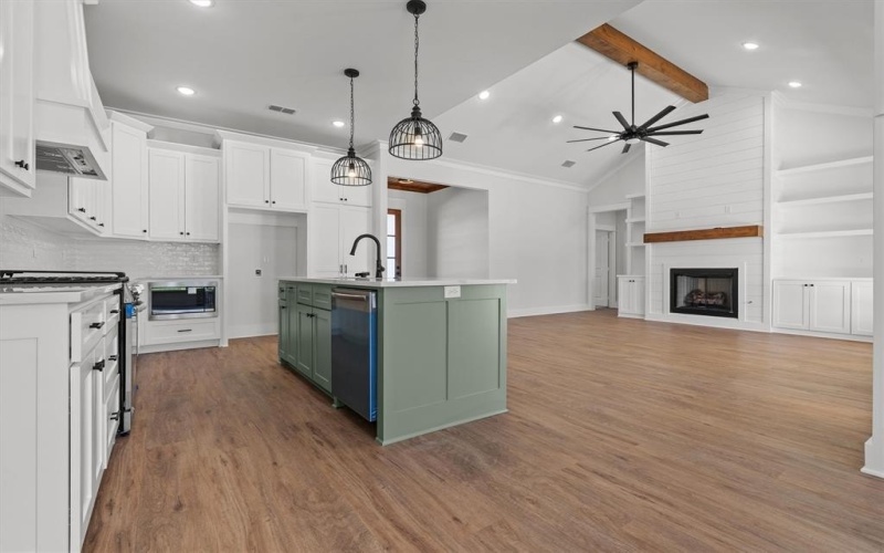 15714 County Road 436, Lindale, TX 75771, 4 Bedrooms Bedrooms, ,3 BathroomsBathrooms,Residential,For Sale,15714 County Road 436,0,21197727