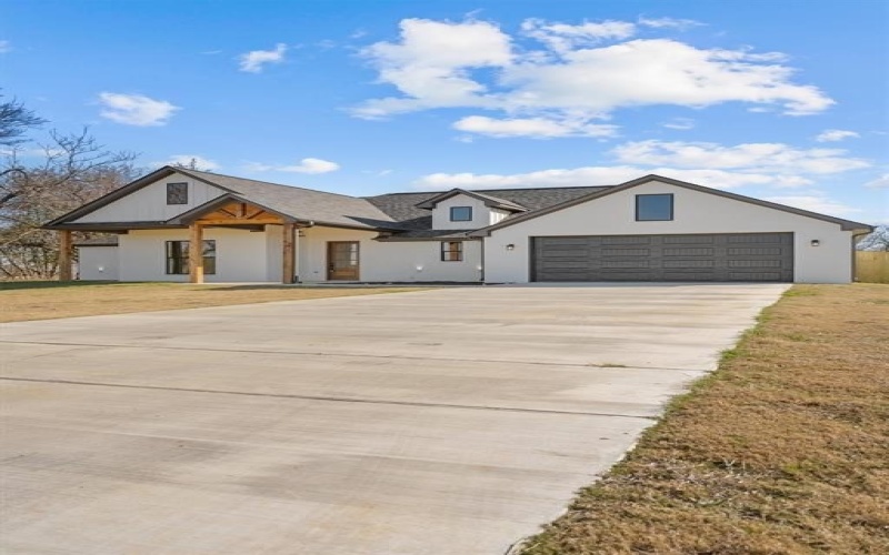 15714 County Road 436, Lindale, TX 75771, 4 Bedrooms Bedrooms, ,3 BathroomsBathrooms,Residential,For Sale,15714 County Road 436,0,21197727