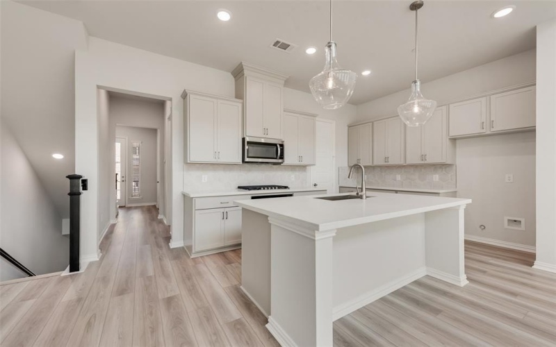 8127 Challenger Lane, Frisco, TX 75034, 3 Bedrooms Bedrooms, ,3 BathroomsBathrooms,Residential,For Sale,8127 Challenger Lane,0,21197744