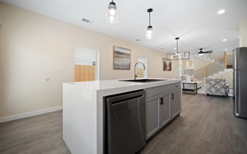 2524 Peabody Avenue, Dallas, TX 75215, 3 Bedrooms Bedrooms, ,2 BathroomsBathrooms,Residential,For Sale,2524 Peabody Avenue,0,21197879