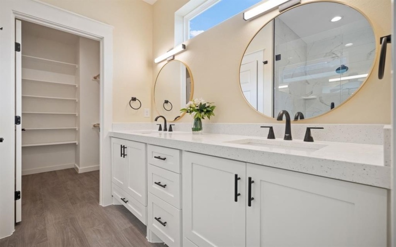 2524 Peabody Avenue, Dallas, TX 75215, 3 Bedrooms Bedrooms, ,2 BathroomsBathrooms,Residential,For Sale,2524 Peabody Avenue,0,21197879