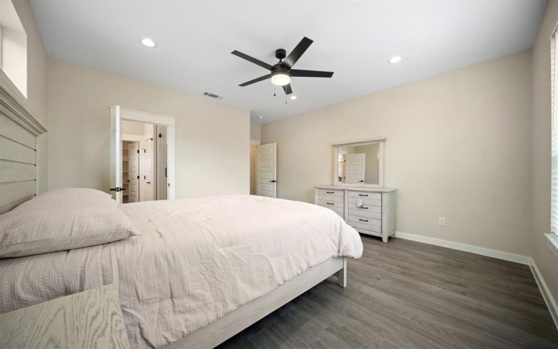 2524 Peabody Avenue, Dallas, TX 75215, 3 Bedrooms Bedrooms, ,2 BathroomsBathrooms,Residential,For Sale,2524 Peabody Avenue,0,21197879