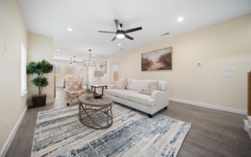 2524 Peabody Avenue, Dallas, TX 75215, 3 Bedrooms Bedrooms, ,2 BathroomsBathrooms,Residential,For Sale,2524 Peabody Avenue,0,21197879