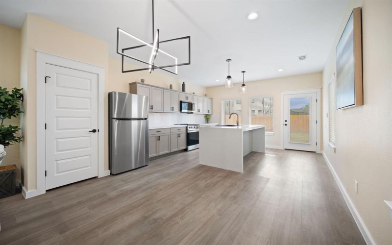 2524 Peabody Avenue, Dallas, TX 75215, 3 Bedrooms Bedrooms, ,2 BathroomsBathrooms,Residential,For Sale,2524 Peabody Avenue,0,21197879