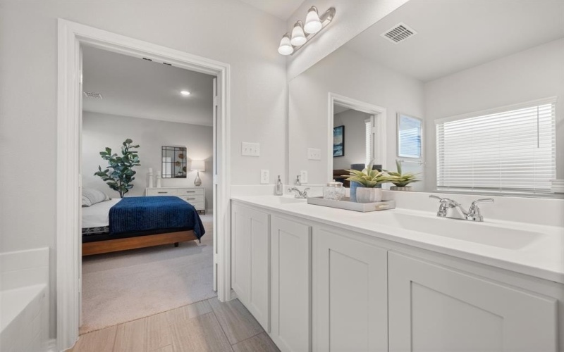 1808 Apache Circle, Cleburne, TX 76033, 3 Bedrooms Bedrooms, ,2 BathroomsBathrooms,Residential,For Sale,1808 Apache Circle,0,21197924