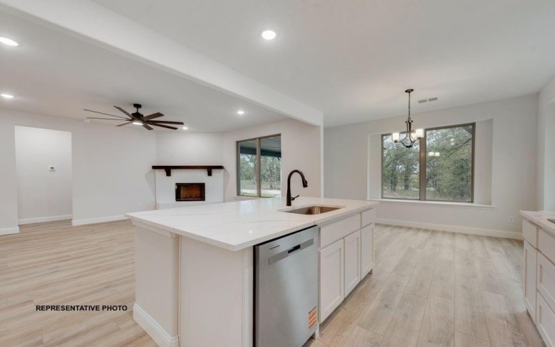 400 McAlpine, Springtown, TX 76082, 5 Bedrooms Bedrooms, ,3 BathroomsBathrooms,Residential,For Sale,400 McAlpine,0,21198010