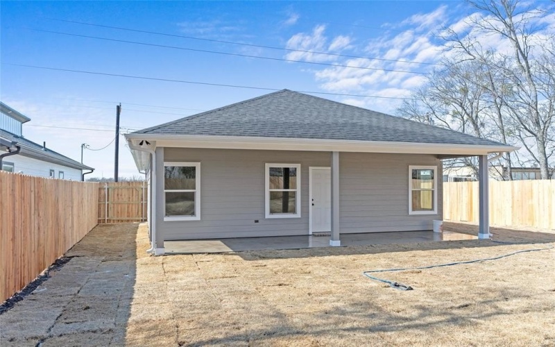 2607 Carver Street, Greenville, TX 75401, 3 Bedrooms Bedrooms, ,2 BathroomsBathrooms,Residential,For Sale,2607 Carver Street,0,21198070