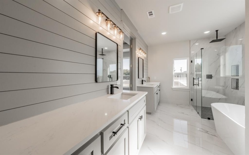 7805 Kenleigh Lane, Rio Vista, TX 76093, 4 Habitaciones Habitaciones , ,2 BañosBaños,Residential,En Venta,7805 Kenleigh Lane,0,21198178