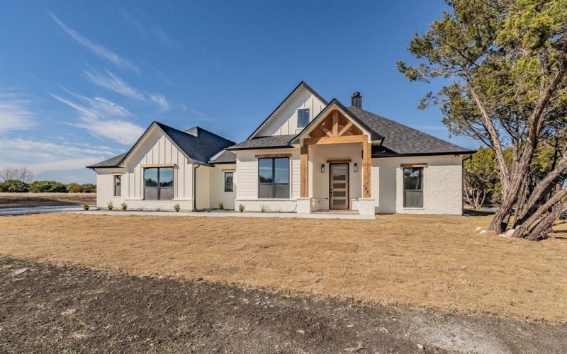 7805 Kenleigh Lane, Rio Vista, TX 76093, 4 Habitaciones Habitaciones , ,2 BañosBaños,Residential,En Venta,7805 Kenleigh Lane,0,21198178