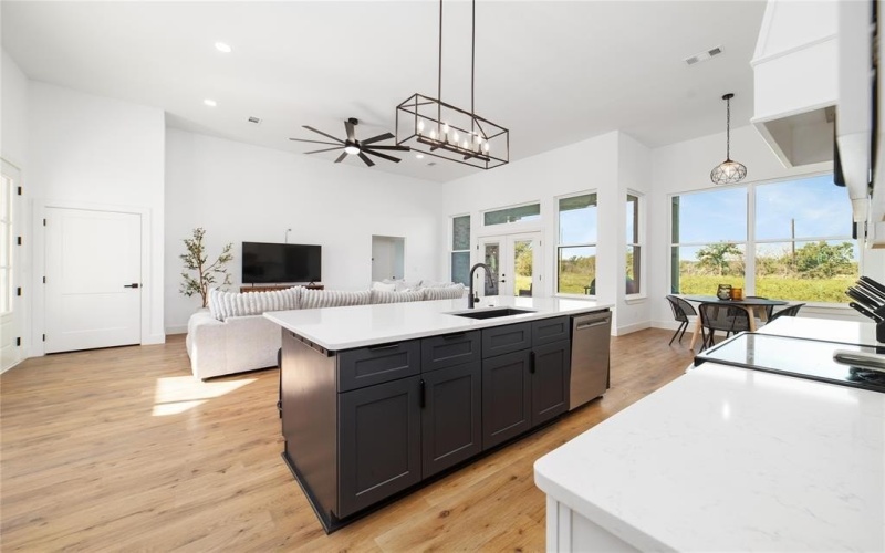 7702 Feather Bay Blvd Boulevard, Brownwood, TX 76801, 3 Bedrooms Bedrooms, ,2 BathroomsBathrooms,Residential,For Sale,7702 Feather Bay Blvd Boulevard,0,21198180