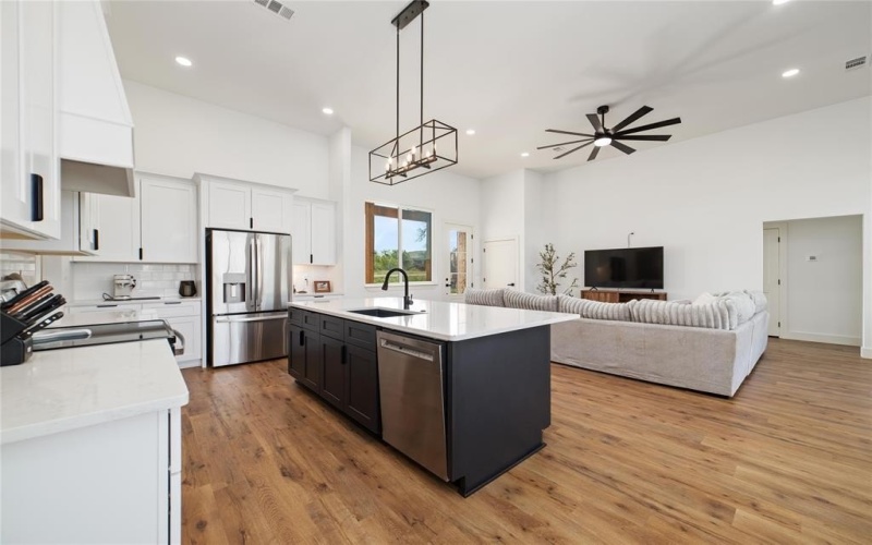 7702 Feather Bay Blvd Boulevard, Brownwood, TX 76801, 3 Bedrooms Bedrooms, ,2 BathroomsBathrooms,Residential,For Sale,7702 Feather Bay Blvd Boulevard,0,21198180