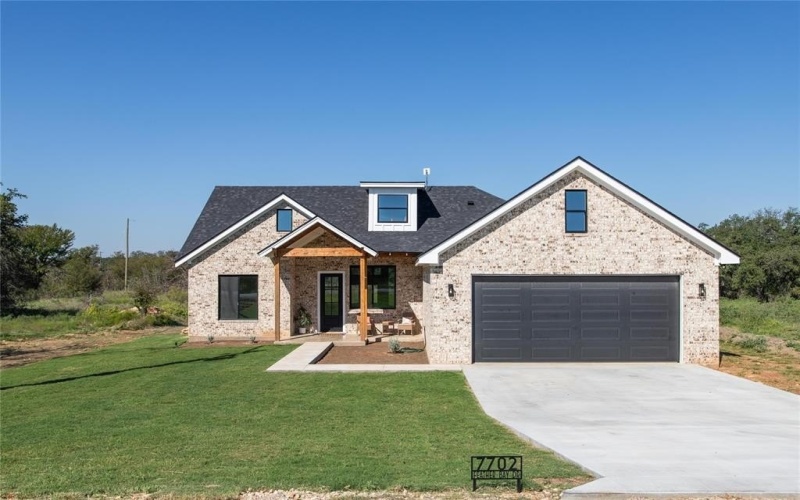 7702 Feather Bay Blvd Boulevard, Brownwood, TX 76801, 3 Bedrooms Bedrooms, ,2 BathroomsBathrooms,Residential,For Sale,7702 Feather Bay Blvd Boulevard,0,21198180