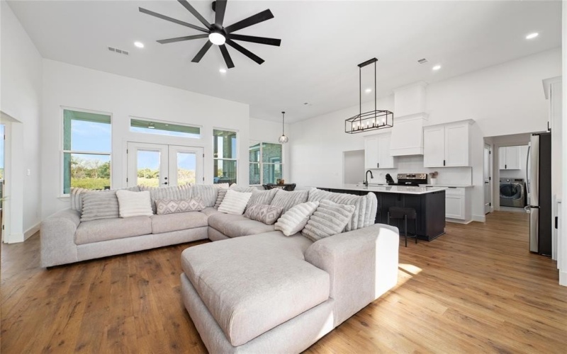 7702 Feather Bay Blvd Boulevard, Brownwood, TX 76801, 3 Bedrooms Bedrooms, ,2 BathroomsBathrooms,Residential,For Sale,7702 Feather Bay Blvd Boulevard,0,21198180