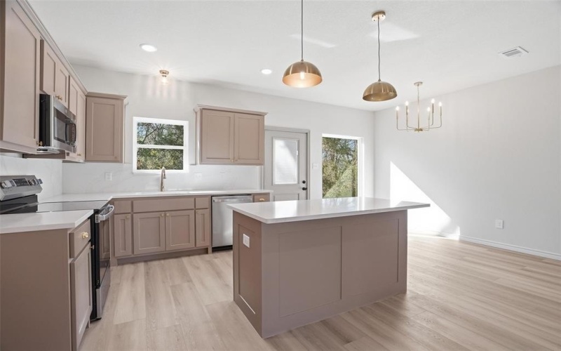 103 N Peverly Street, Whitney, TX 76692, 3 Bedrooms Bedrooms, ,2 BathroomsBathrooms,Residential,For Sale,103 N Peverly Street,0,21198201