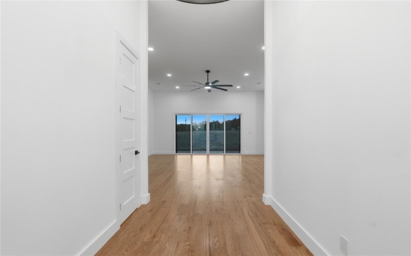 1125 E Malloy Bridge Road, Seagoville, TX 75159, 4 Bedrooms Bedrooms, ,5 BathroomsBathrooms,Residential,For Sale,1125 E Malloy Bridge Road,0,21198221