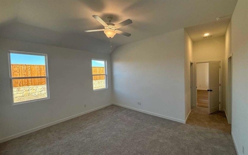 677 Tyronza Drive, Justin, TX 76247, 4 Habitaciones Habitaciones , ,3 BañosBaños,Residential,En Venta,677 Tyronza Drive,0,21198260