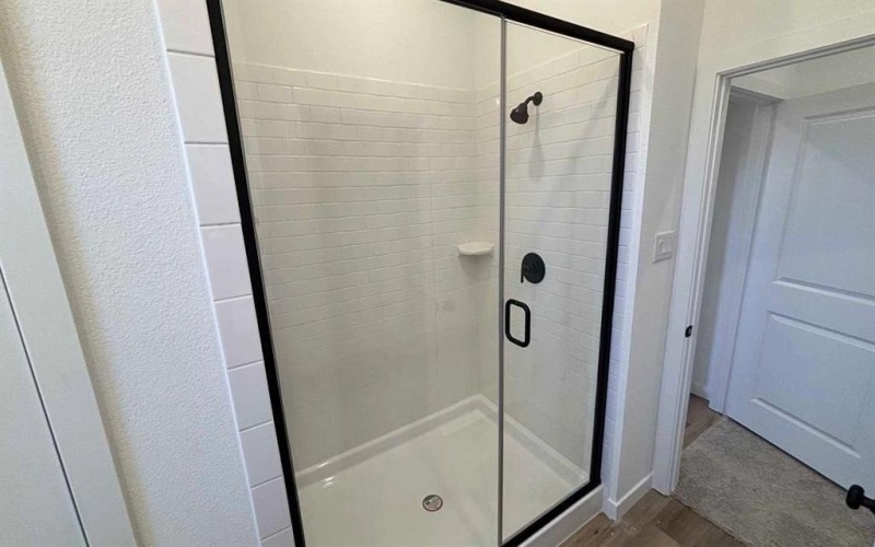 677 Tyronza Drive, Justin, TX 76247, 4 Habitaciones Habitaciones , ,3 BañosBaños,Residential,En Venta,677 Tyronza Drive,0,21198260