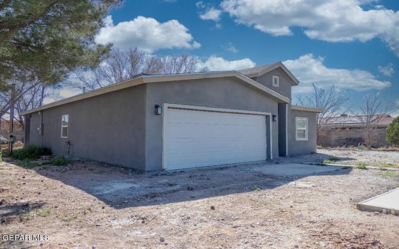 340 BELMORE Avenue, San Elizario, TX 79849, 4 Bedrooms Bedrooms, ,2 BathroomsBathrooms,Residential,For Sale,340 BELMORE Avenue,0,939422