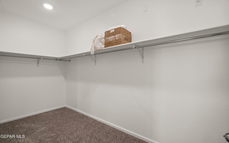 1441 Summer Storm Place, El Paso, TX 79928, 3 Bedrooms Bedrooms, ,2 BathroomsBathrooms,Residential,For Sale,1441 Summer Storm Place,0,939430