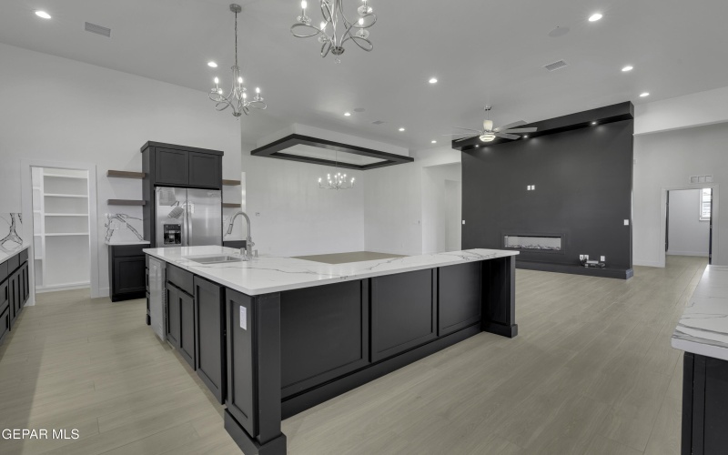 14901 HINOJOS Avenue, El Paso, TX 79938, 4 Bedrooms Bedrooms, ,3 BathroomsBathrooms,Residential,For Sale,14901 HINOJOS Avenue,0,939446