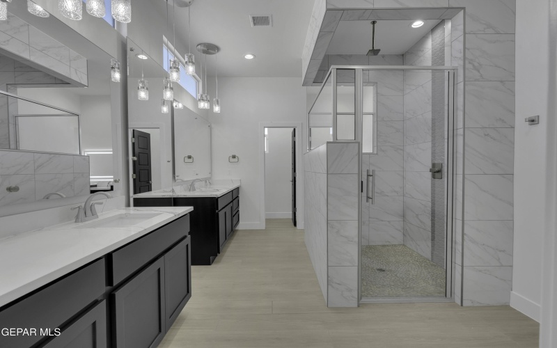 14901 HINOJOS Avenue, El Paso, TX 79938, 4 Bedrooms Bedrooms, ,3 BathroomsBathrooms,Residential,For Sale,14901 HINOJOS Avenue,0,939446