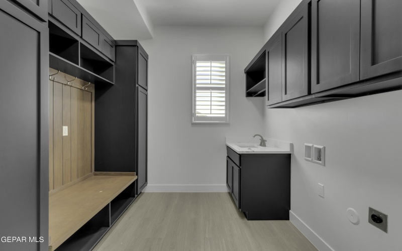 14901 HINOJOS Avenue, El Paso, TX 79938, 4 Bedrooms Bedrooms, ,3 BathroomsBathrooms,Residential,For Sale,14901 HINOJOS Avenue,0,939446