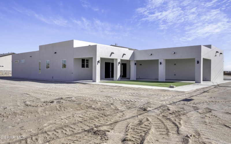 14901 HINOJOS Avenue, El Paso, TX 79938, 4 Bedrooms Bedrooms, ,3 BathroomsBathrooms,Residential,For Sale,14901 HINOJOS Avenue,0,939446